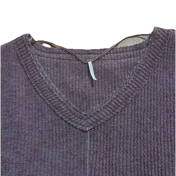 Free People We The Free Top Purple Coraline OversizedV-neck Boho Pullover M Cozy - Picture 3 of 6